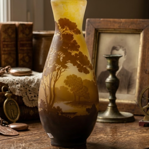 vase gallé